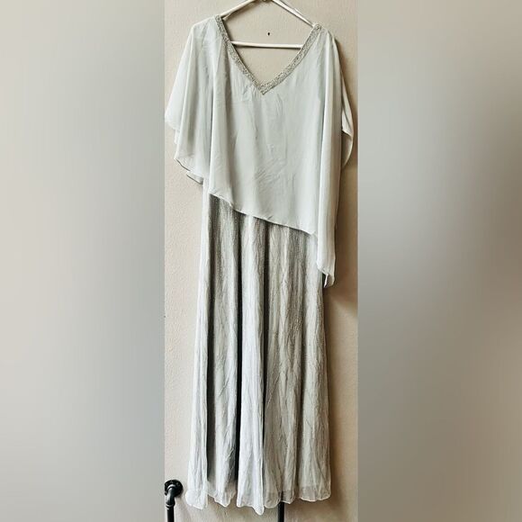 J Kara Women's Beaded Bottom with Sheer Elegant Top Dress Silver Grey Size 8 - Picture 3 of 8